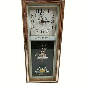 Vintage Elgin Wall Clock Quartz Battery Movement Dried Flowers Wood